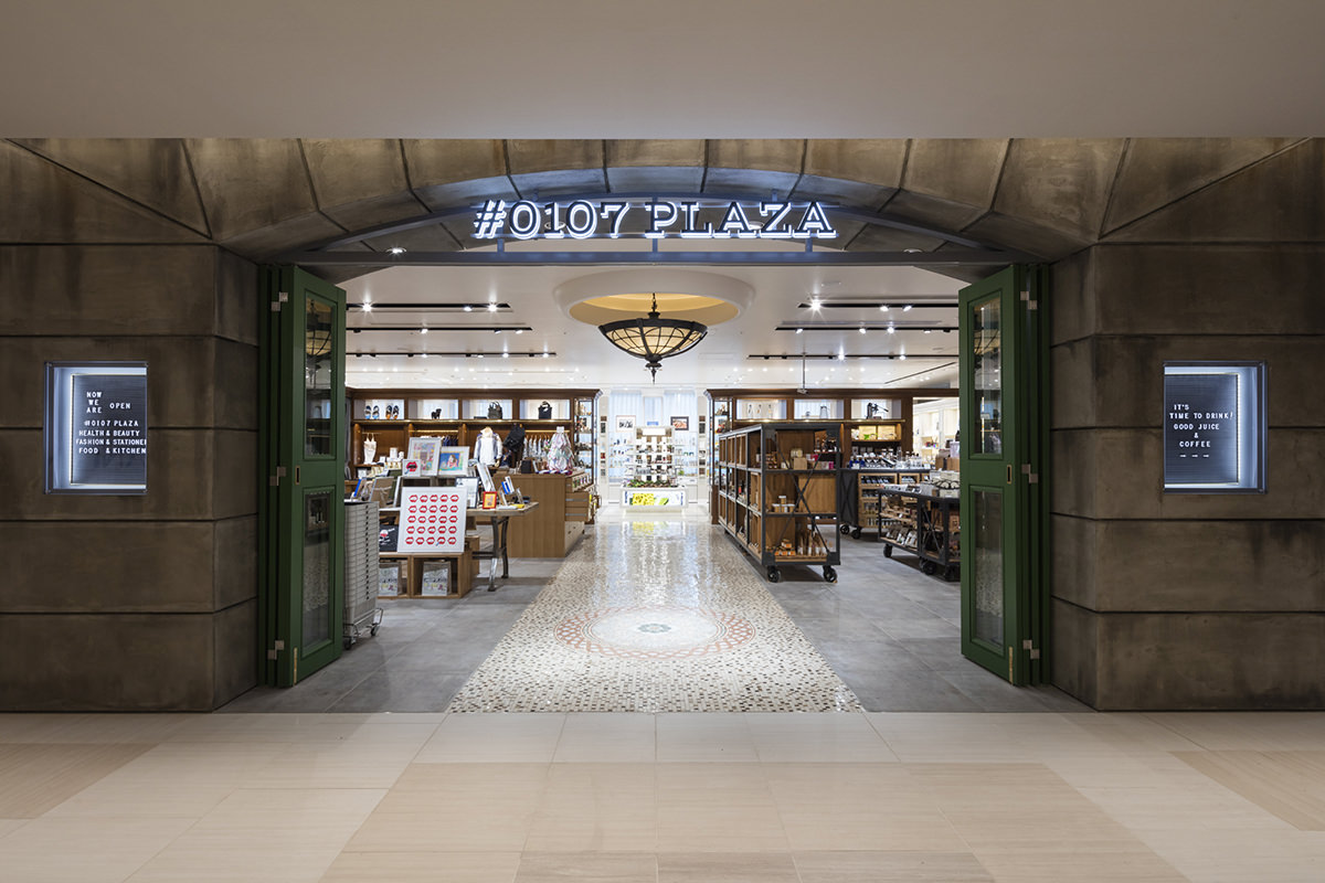 #0107 PLAZA（オトナプラザ） GINZA SIX
